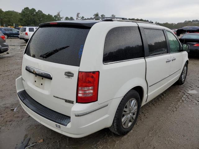 Photo 4 from auction – 2010 CHRYSLER TOWN & COU with VIN 2A4RR6DXXAR126679