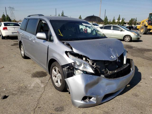 Photo 1 from auction – 2017 TOYOTA SIENNA LE with VIN 5TDKZ3DC0HS776495