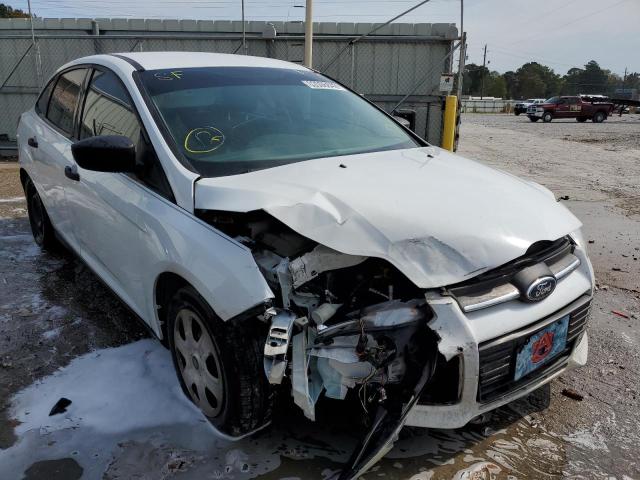 FORD FOCUS S 2014 with VIN 1FADP3E28EL339044 - Photo from auction