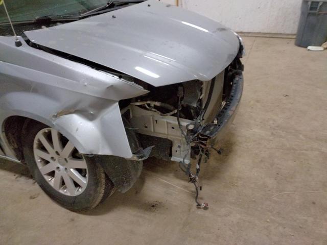 Photo 9 from auction – 2015 CHRYSLER TOWN & COU with VIN 2C4RC1BG5FR594937