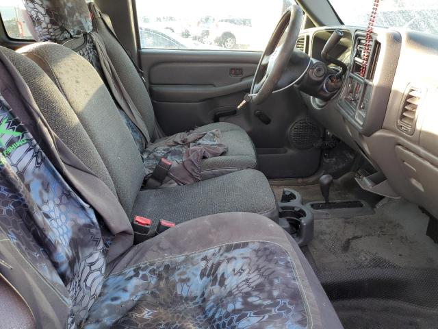 Photo 5 from auction – 2004 CHEVROLET SILVERADO with VIN 1GCHK29U44E127924