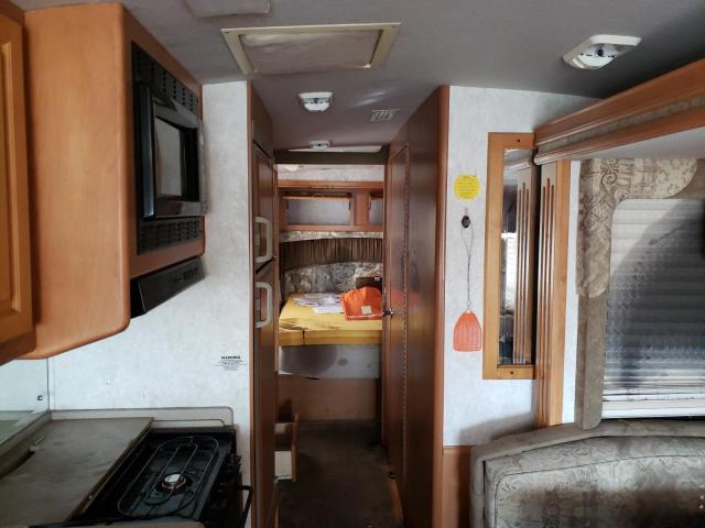 Photo 6 from auction – 2000 SOUT MOTORHOME with VIN 3FCNF53SXXJA36737