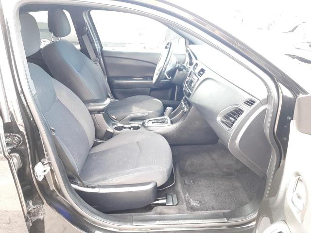 Photo 5 from auction – 2013 CHRYSLER 200 TOURIN with VIN 1C3CCBBG6DN719857