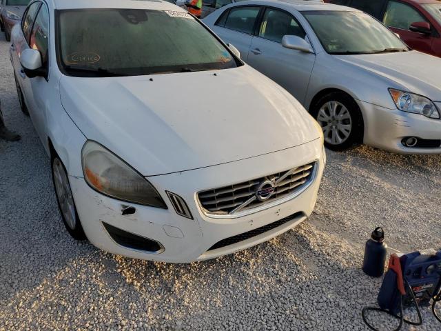 VOLVO S60 T5 2013 with VIN YV1612FH3D2217336 - Photo from auction