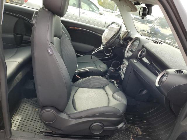 Photo 5 from auction – 2010 MINI COOPER S C with VIN WMWMM3C52ATP94298