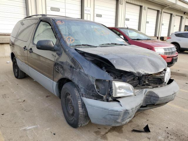 TOYOTA SIENNA LE 2000 with VIN 4T3ZF13C7YU171062 - Photo from auction