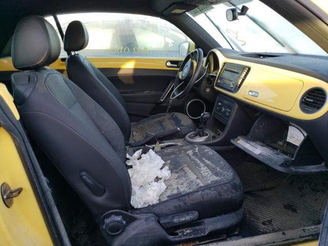 Photo 5 from auction – 2013 VOLKSWAGEN BEETLE with VIN 3VW5P7AT1DM818355
