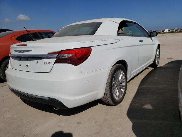 Photo 4 from auction – 2014 CHRYSLER 200 LIMITE with VIN 1C3BCBFG5EN156856