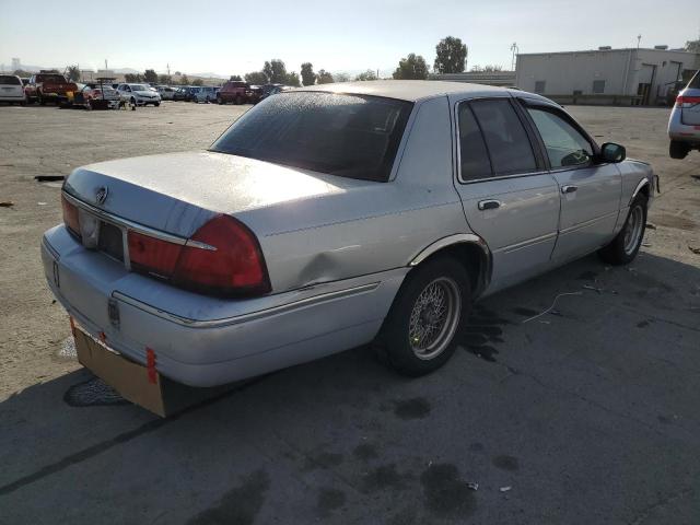 Photo 4 from auction – 2002 MERCURY GRAND MARQ with VIN 2MEFM75W62X620178