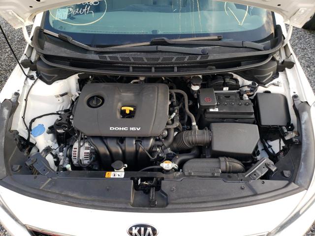 Photo 7 from auction – 2017 KIA FORTE LX with VIN 3KPFK4A75HE093740