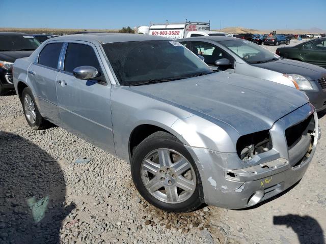 CHRYSLER 300C 2005 with VIN 2C3AK63H35H622800 - Photo from auction