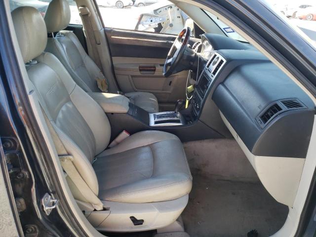 Photo 5 from auction – 2007 CHRYSLER 300C with VIN 2C3KA63H67H898267
