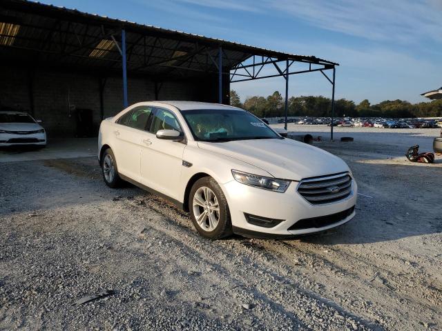 FORD TAURUS SEL 2017 with VIN 1FAHP2E8XHG110202 - Photo from auction