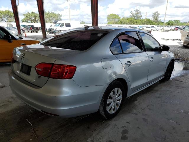 Photo 4 from auction – 2013 VOLKSWAGEN JETTA BASE with VIN 3VW2K7AJXDM386042