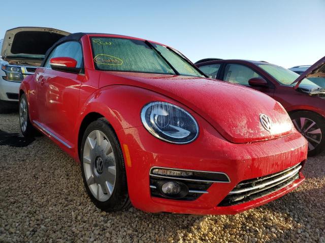 VOLKSWAGEN BEETLE S 2018 with VIN 3VW5DAAT6JM517677 - Photo from auction