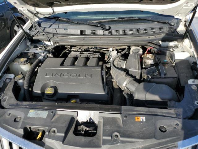 Photo 7 from auction – 2011 LINCOLN MKT with VIN 2LMHJ5FR8BBJ53875