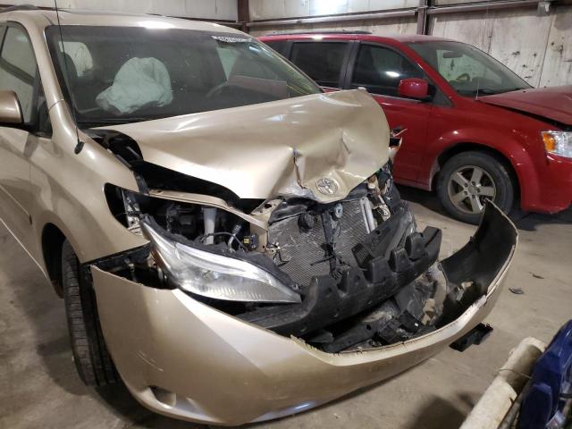 Photo 9 from auction – 2012 TOYOTA SIENNA XLE with VIN 5TDYK3DC2CS256063