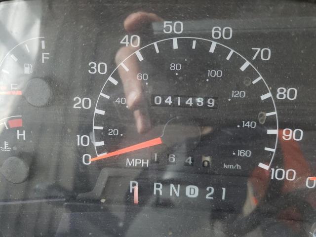 Photo 8 from auction – 2000 SOUT MOTORHOME with VIN 3FCNF53SXXJA36737