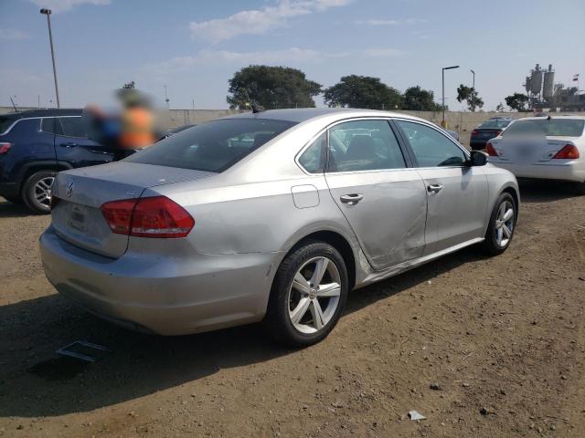 Photo 4 from auction – 2013 VOLKSWAGEN PASSAT with VIN 1VWBP7A31DC093084