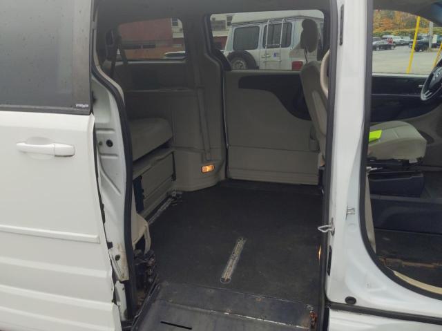 Photo 6 from auction – 2014 DODGE GRAND CARA with VIN 2C4RDGBG9ER140446