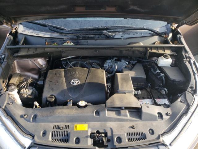Photo 7 from auction – 2019 TOYOTA HIGHLANDER with VIN 5TDKZRFH6KS314560