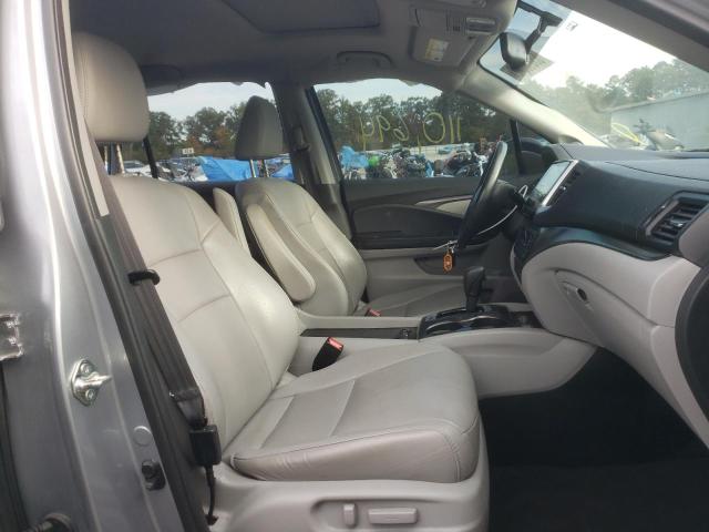 Photo 5 from auction – 2017 HONDA PILOT EXLN with VIN 5FNYF5H77HB011106