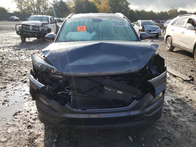 Photo 9 from auction – 2017 HYUNDAI TUCSON LIM with VIN KM8J33A42HU473073