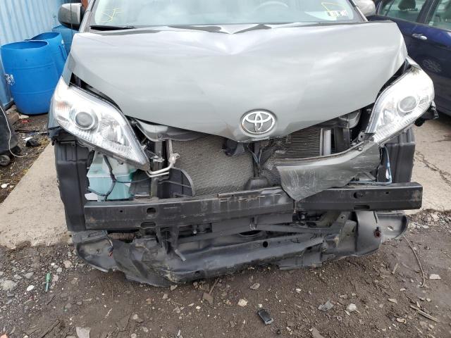 Photo 9 from auction – 2014 TOYOTA SIENNA XLE with VIN 5TDDK3DC5ES083771