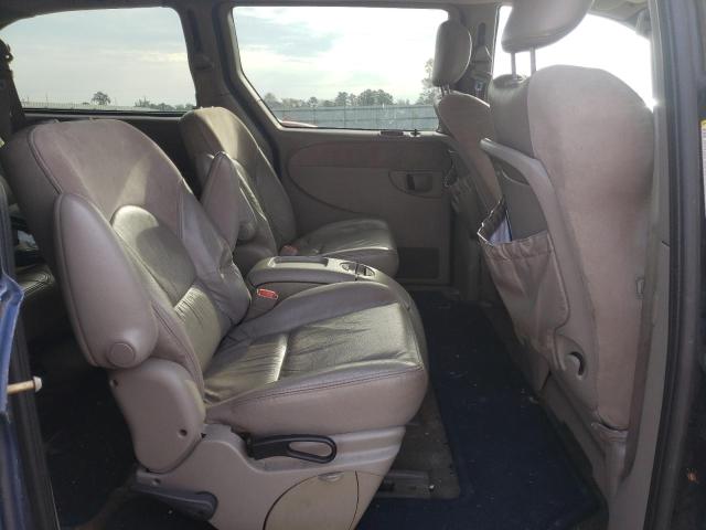Photo 6 from auction – 2002 CHRYSLER TOWN&COUNT with VIN 2C8GP64LX2R611887