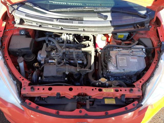 Photo 7 from auction – 2012 TOYOTA PRIUS C with VIN JTDKDTB33C1019713