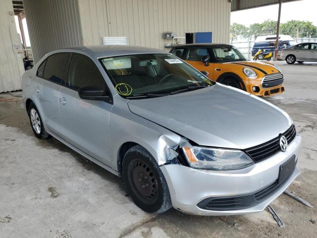 Photo 1 from auction – 2013 VOLKSWAGEN JETTA BASE with VIN 3VW2K7AJXDM386042
