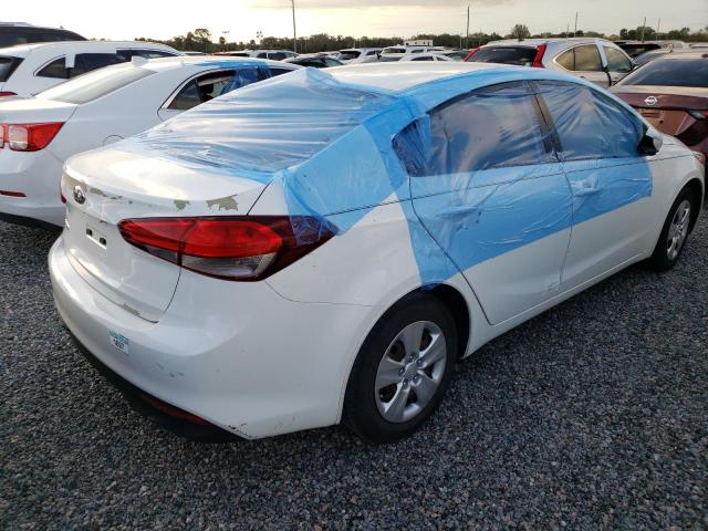 Photo 4 from auction – 2017 KIA FORTE LX with VIN 3KPFK4A75HE093740