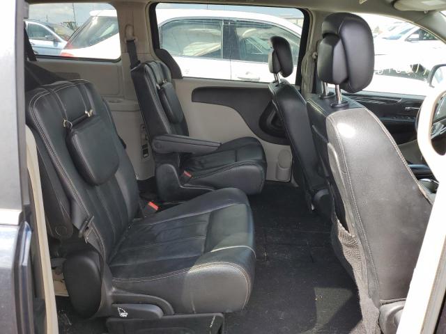 Photo 6 from auction – 2014 CHRYSLER TOWN & COU with VIN 2C4RC1BG1ER394183