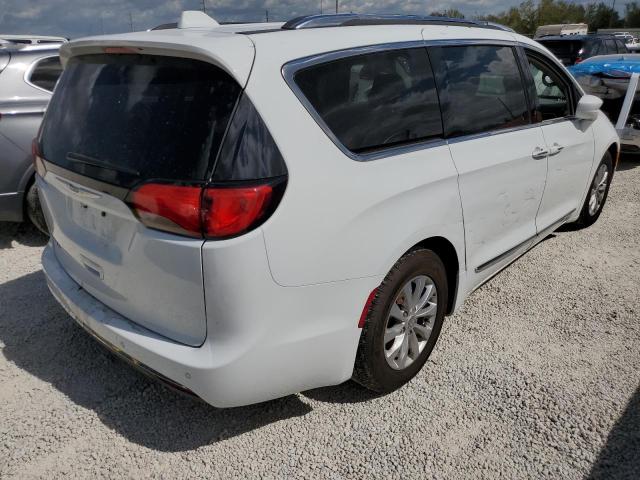 Photo 3 from auction – 2019 CHRYSLER PACIFICA T with VIN 2C4RC1BG5KR624867