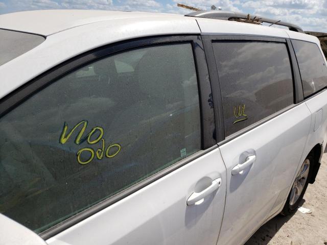 Photo 9 from auction – 2011 TOYOTA SIENNA LE with VIN 5TDKK3DC4BS166045