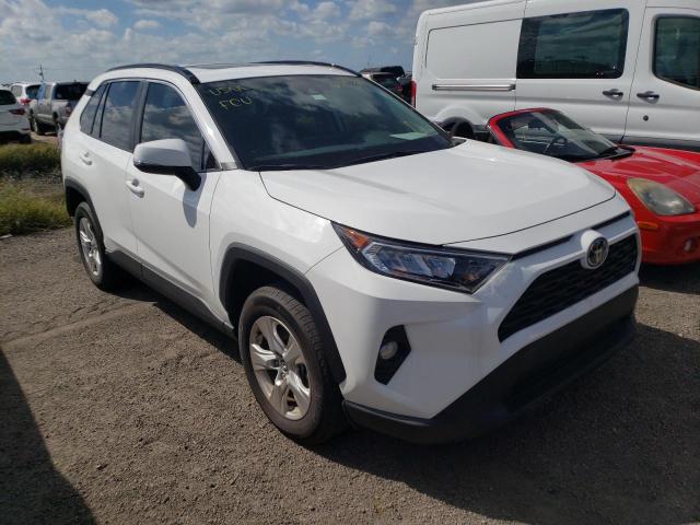 Photo 1 from auction – 2021 TOYOTA RAV4 XLE with VIN 2T3W1RFV5MC101911