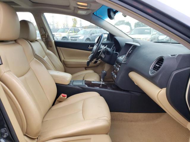 Photo 5 from auction – 2010 NISSAN MAXIMA with VIN 1N4AA5AP2AC870204