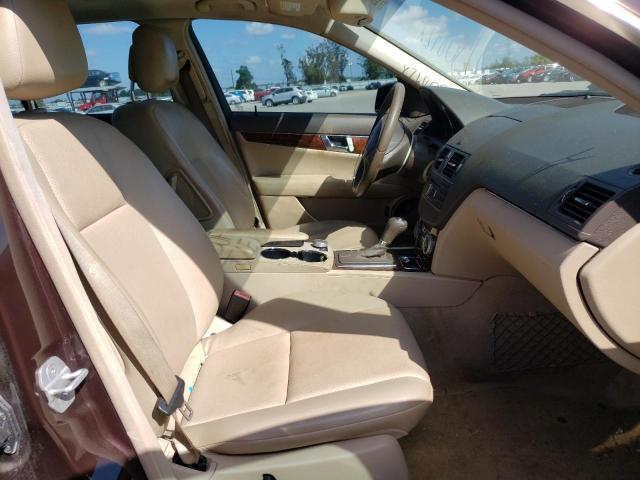 Photo 5 from auction – 2011 MERCEDES-BENZ C 300 with VIN WDDGF5EB4BR137645