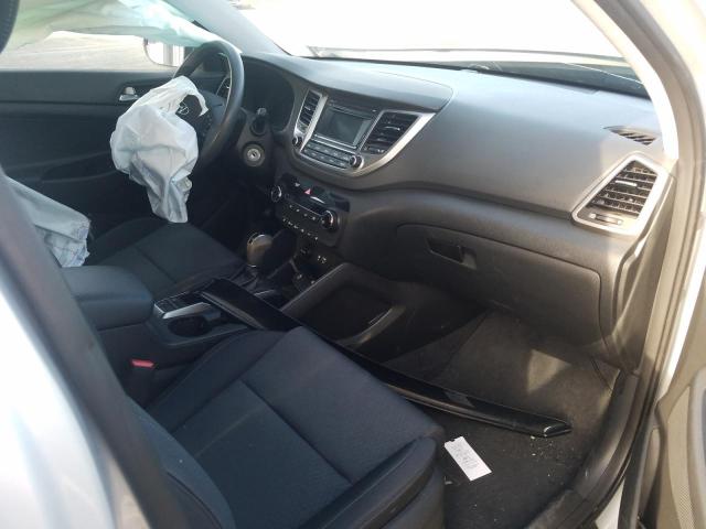 Photo 5 from auction – 2018 HYUNDAI TUCSON SE with VIN KM8J2CA48JU731816