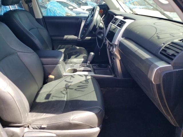 Photo 5 from auction – 2019 TOYOTA 4RUNNER SR with VIN JTEZU5JR7K5205418