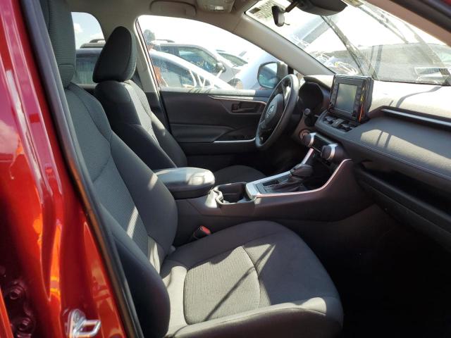 Photo 5 from auction – 2019 TOYOTA RAV4 LE with VIN 2T3H1RFV7KW040436