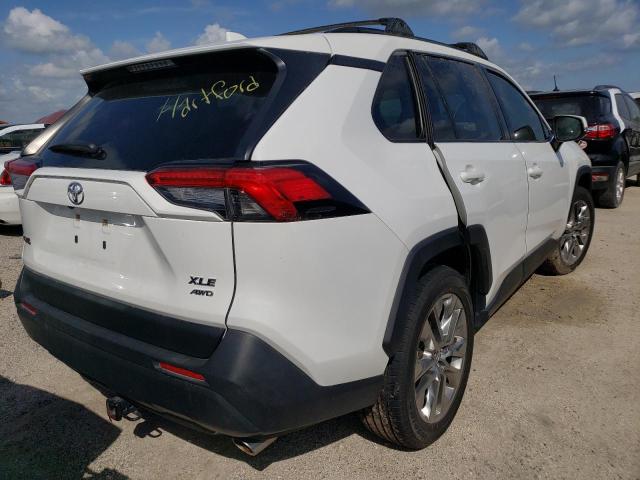 Photo 4 from auction – 2019 TOYOTA RAV4 XLE P with VIN JTMA1RFV2KD021940