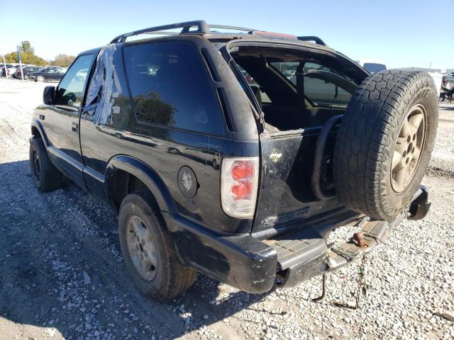 Photo 3 from auction – 2001 CHEVROLET BLAZER with VIN 1GNCT18W31K232575