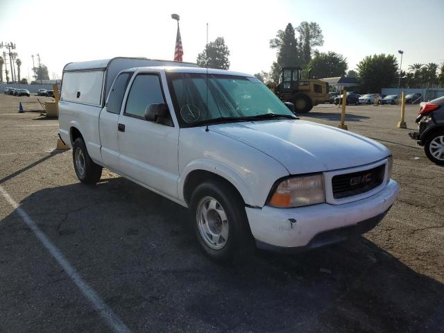 GMC SONOMA 2000 with VIN 1GTCS19W9Y8130909 - Photo from auction