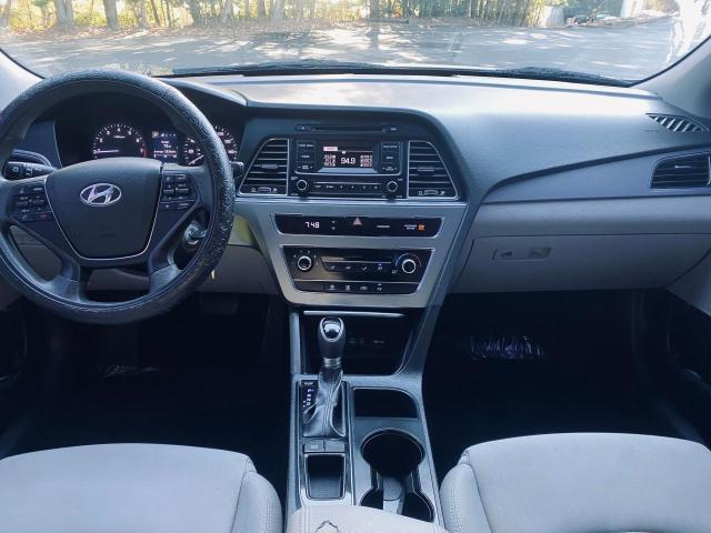 Photo 9 from auction – 2017 HYUNDAI SONATA SE with VIN 5NPE24AF9HH447001