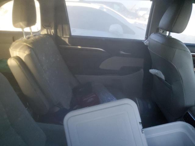 Photo 6 from auction – 2014 TOYOTA HIGHLANDER with VIN 5TDDCRFH4ES004499