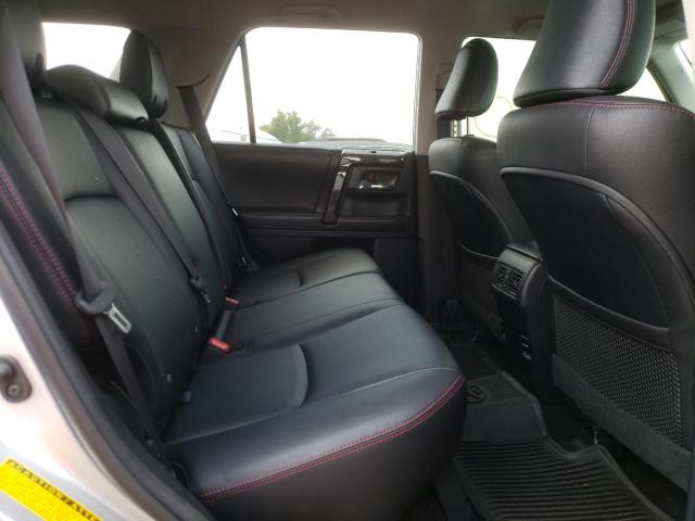 Photo 6 from auction – 2018 TOYOTA 4RUNNER SR with VIN JTEBU5JR5J5539172