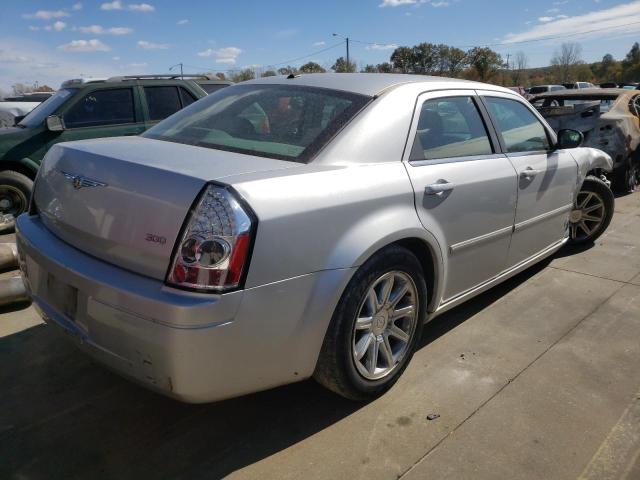 Photo 4 from auction – 2007 CHRYSLER 300 with VIN 2C3KA43R17H688513