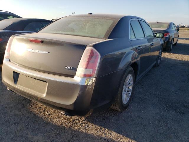 Photo 4 from auction – 2013 CHRYSLER 300 with VIN 2C3CCAAG8DH572431