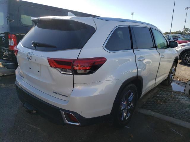 Photo 4 from auction – 2019 TOYOTA HIGHLANDER with VIN 5TDDZRFH1KS735319